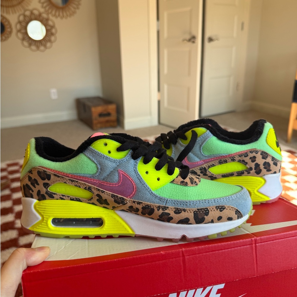 Nike Air Max 90 LX